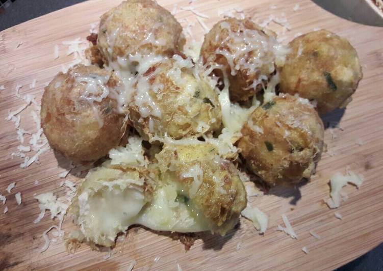 resep lengkap untuk Perkedel mozarella