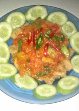 Cumi Kriuk Kobe Saus Asam Pedas