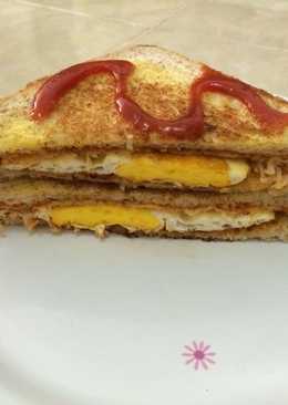 French Toast (telur dan keju)