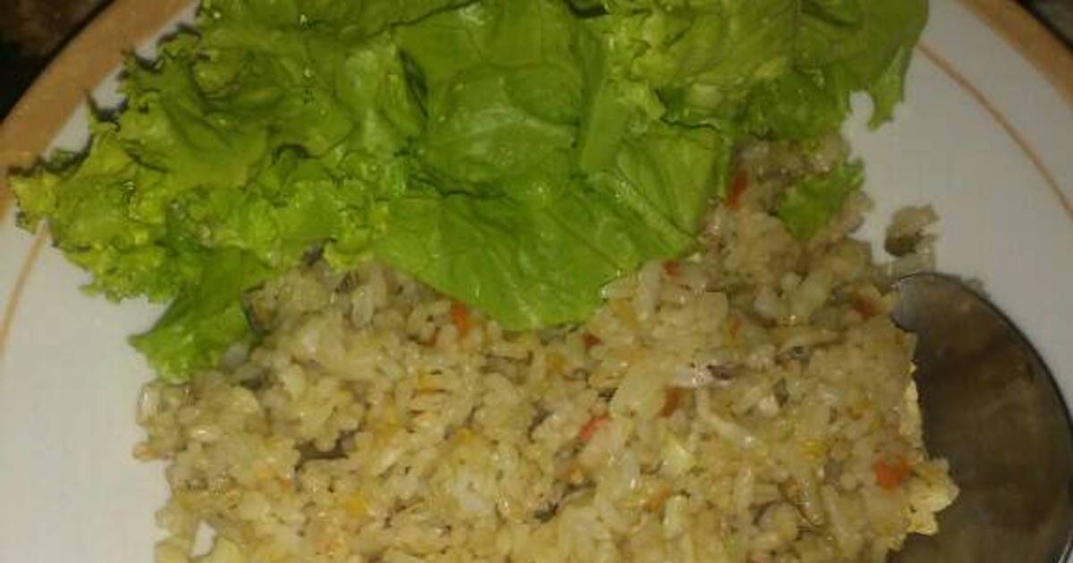  Resep  Nasi  goreng  terasi  pedaaas oleh Frandita Ajeng Cookpad