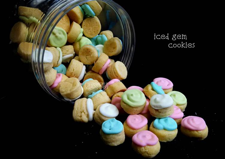 gambar untuk cara membuat Iced gem cookies (icing cookies)