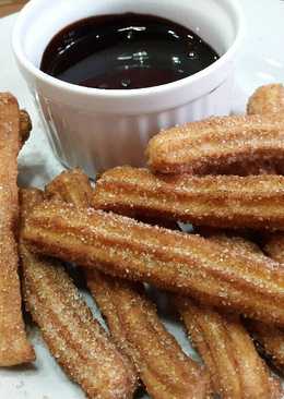 Churros with chocolate sauce