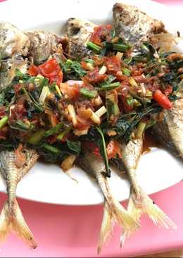 Ikan kembung bumbu kemangi