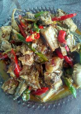 Tumis ikan tongkol