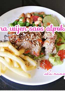Tuna wijen saus alpokat