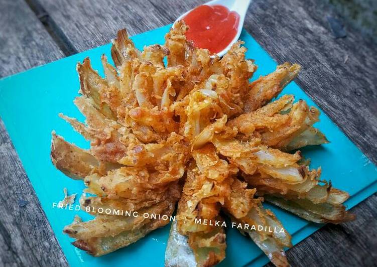 resep lengkap untuk Fried Blooming Onion