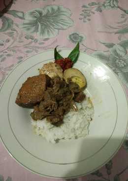 Gudeg Sederhana Rasa Istimewa