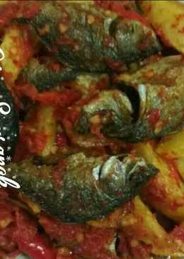 Baby ikan mas balado kentang