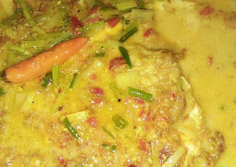 resep lengkap untuk Telur ceplok kuah santan