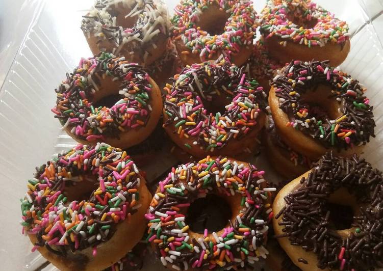 gambar untuk resep Donat maizena empuk