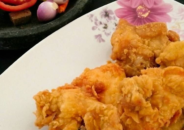 bahan dan cara membuat Ayam Goreng Crispy