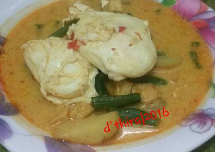 gambar untuk cara membuat Gulai Ceplok Telur