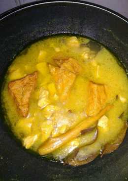 Ayam kuah kuning