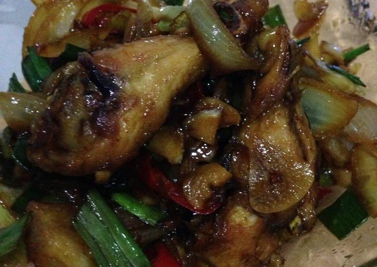  Resep  Ayam  Kecap Simple  oleh lira oktiviana Cookpad