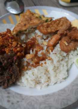 Nasi uduk ala mbah putri