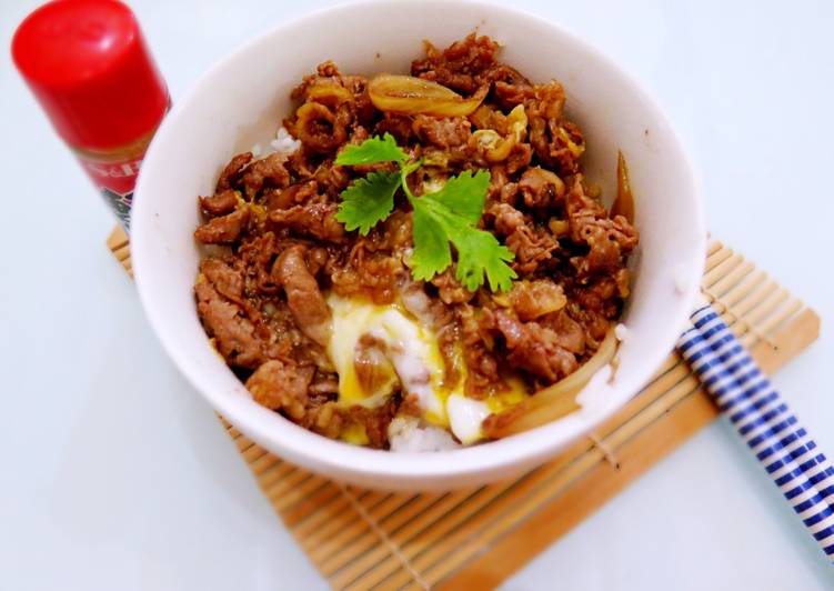 resep masakan Beef bowl with egg/ Gyudon