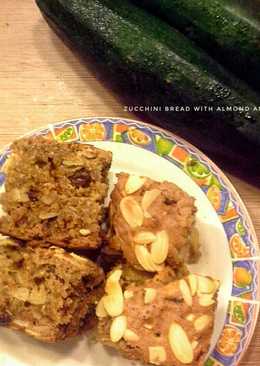 Zucchini bread with almond and raisin