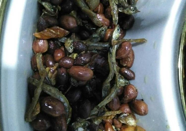 resep makanan Teri kacang pedas sederhana