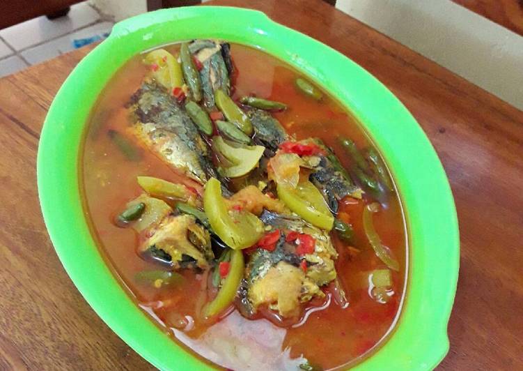 cara membuat Pindang ikan kembung asam pedas