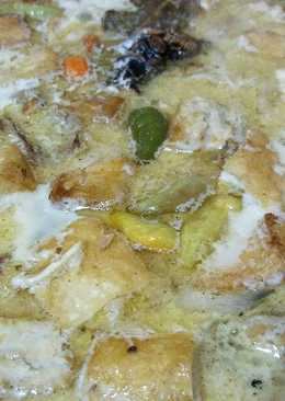 Sayur santan tahu tempe ikan pari rame-rame