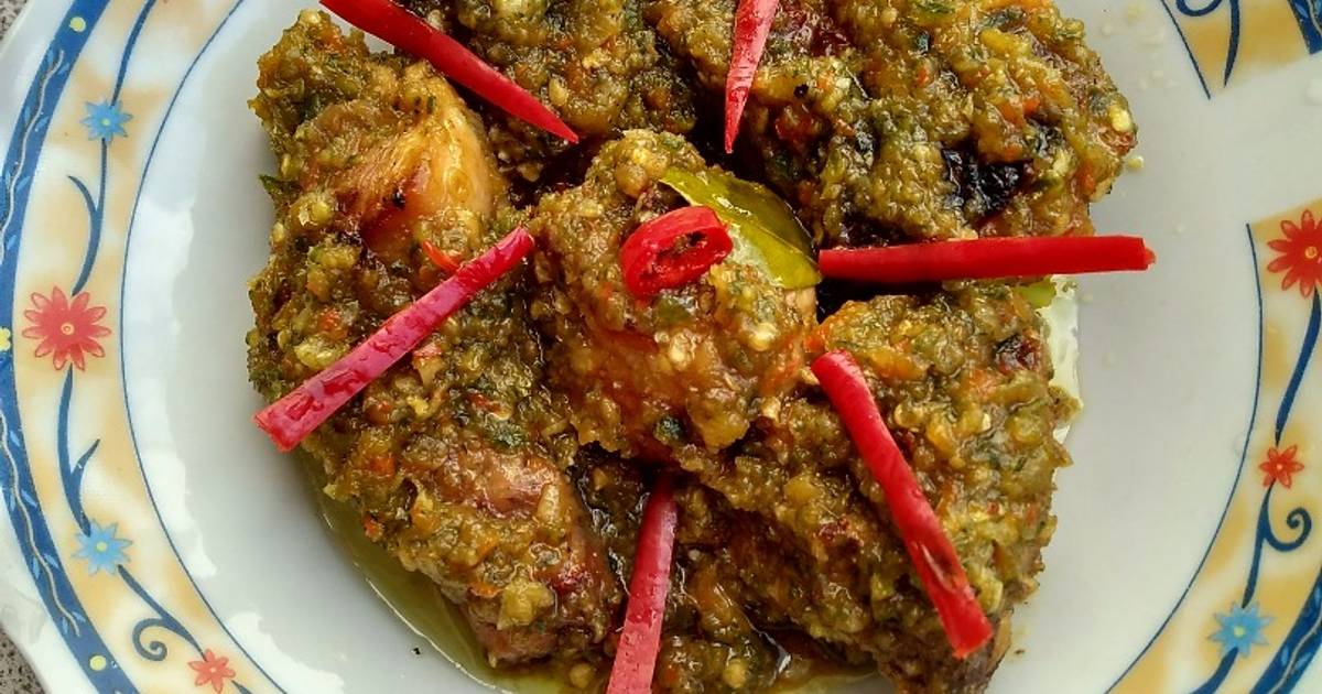 Resep Ayam bacem dicabein alias ayam bacem cabe hijau ala QeyQey