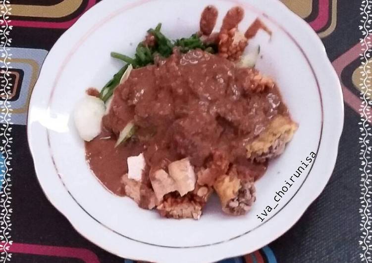 gambar untuk resep makanan Rujak Cingur