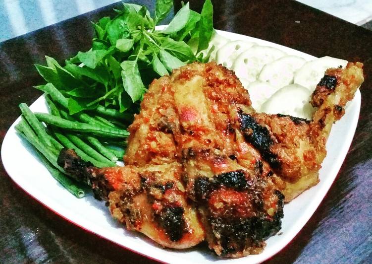 Resep Ayam Bakar Bumbu Rujak oleh Mhz_alyn - Cookpad