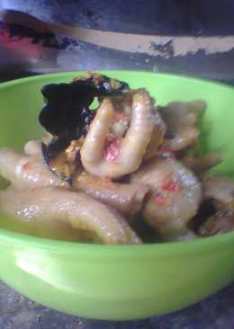Tumis kuning pedas ceker+kepala ayam