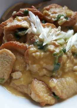 Egg tofu saus telur asin