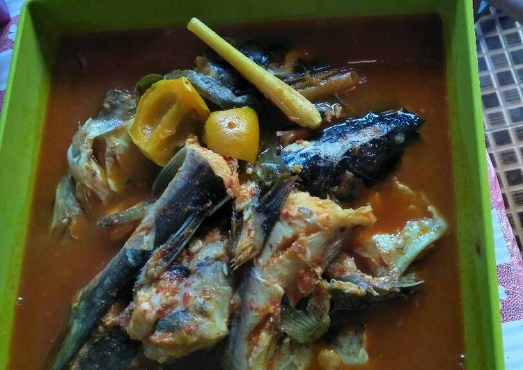 resep lengkap untuk Asam padeh ikan baung