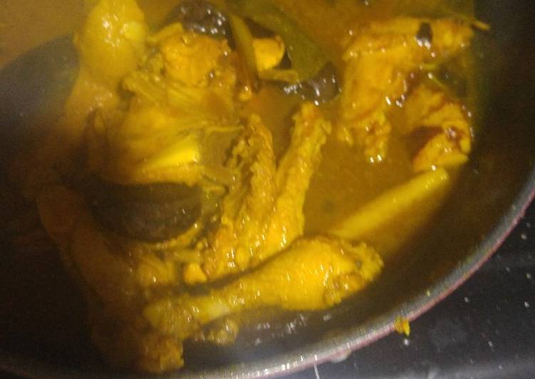 resep makanan Ayam Kluwek