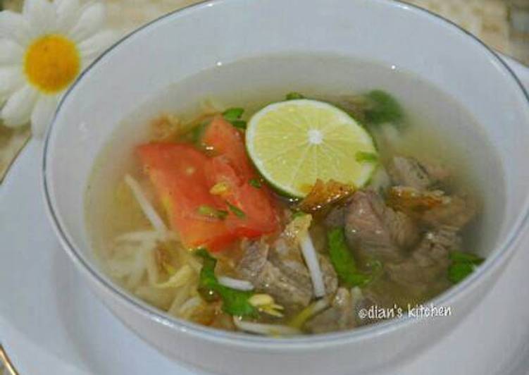 bahan dan cara membuat Soto Sapi/Soto Seger/Soto Bening