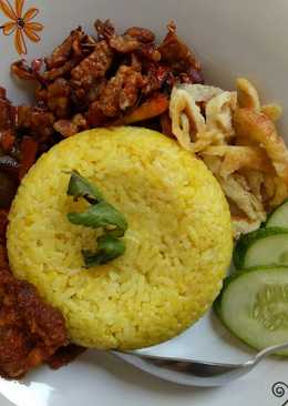 768 resep lauk pauk nasi kuning enak dan sederhana - Cookpad