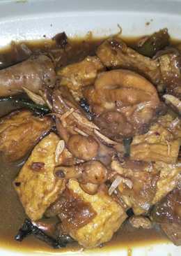 Ayam kecap campur tahu