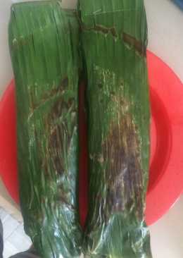 Nasi merah bakar isi gepuk ayam