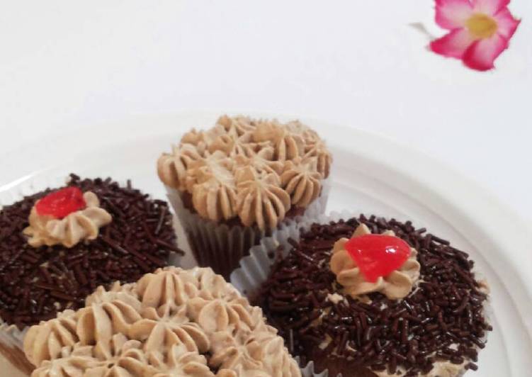 bahan dan cara membuat Chocolate Cupcakes (PR_rame2 bolu)