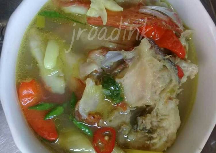 Resep Sup Kepala Ikan Kiriman dari Adink