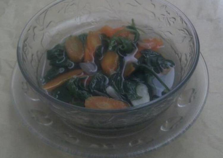 gambar untuk resep makanan Sayur Bayam-Wortel (Sayur Bening Jawa timuran)