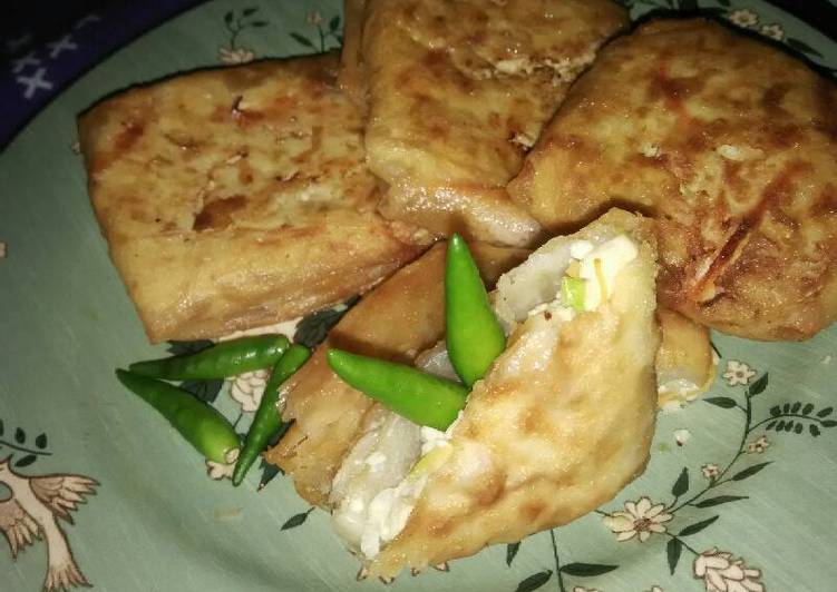 gambar untuk cara membuat Lumpia telur tahu goreng (simple, enak!)