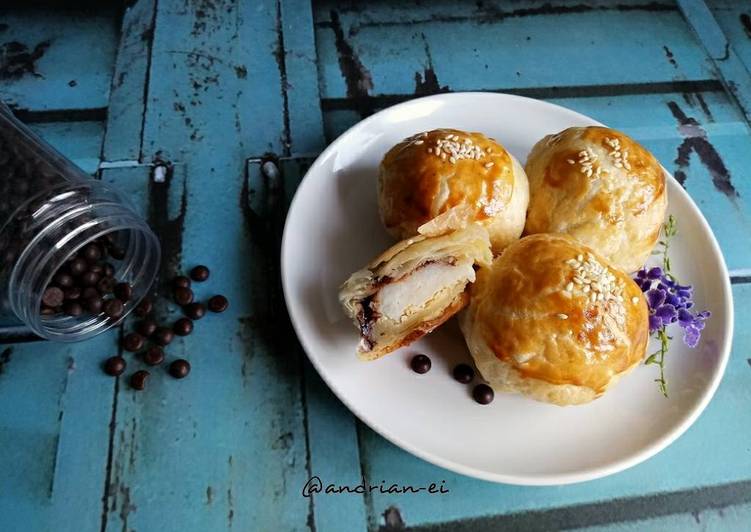 bahan dan cara membuat Peyeum Bolen Puff Pastry