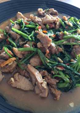 Kong xin cai (lamb stir water spinach)