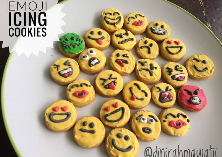 gambar untuk resep makanan Emoji Icing Cookies