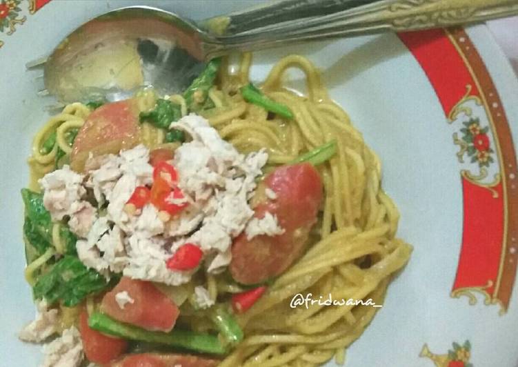 resep makanan Mie Nyemek Kare Instan