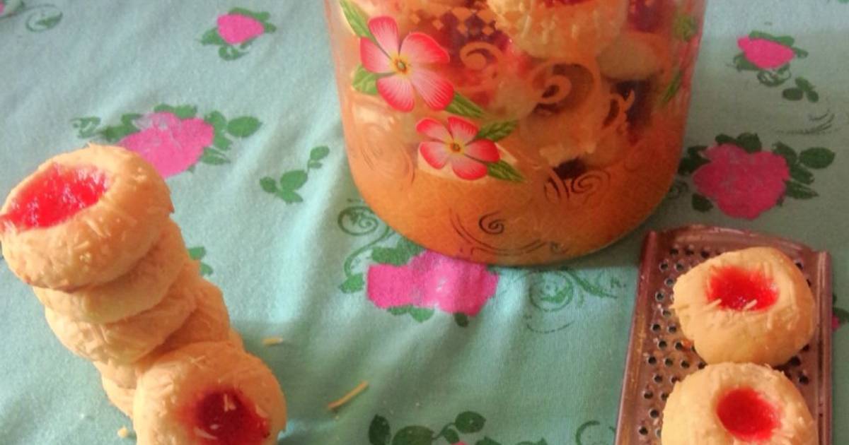 Resep Thumbprint strawberry jam cake
