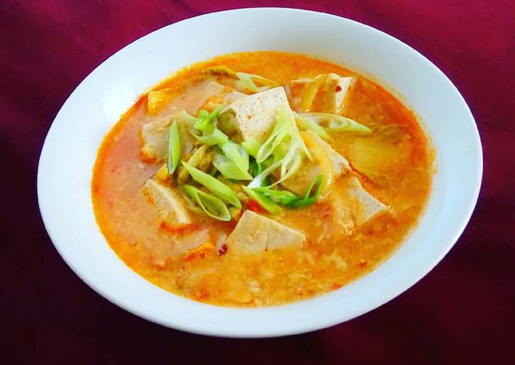 resep lengkap untuk Sundubu Jjigae - Sup Tahu Pedas Ala Korea