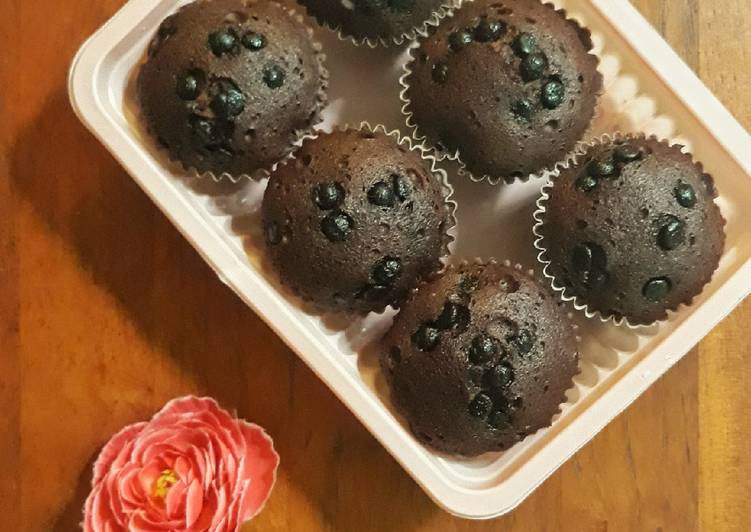 cara membuat BrowCup (Brownies kukus putih telur)