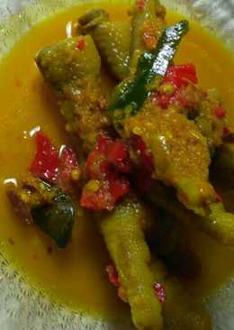 Ceker Pedas Bumbu Kuning