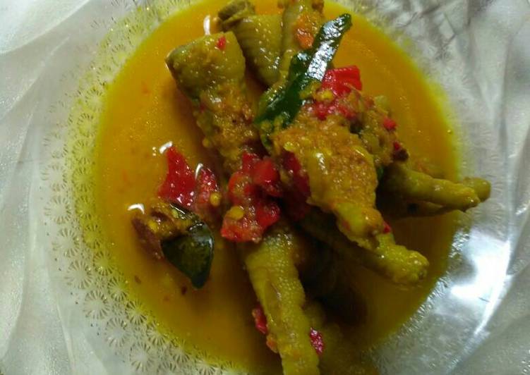 resep masakan Ceker Pedas Bumbu Kuning