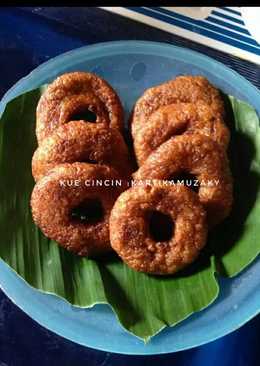 17. Kue cincin