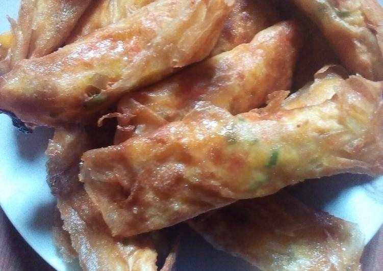 resep Martabak telor isi sayur kulit lumpia